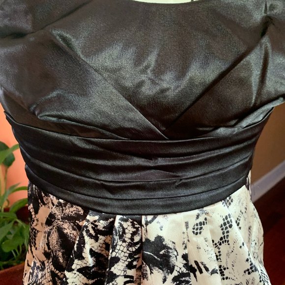 Ruby Rax Strapless Mini Dress - Picture 3 of 6